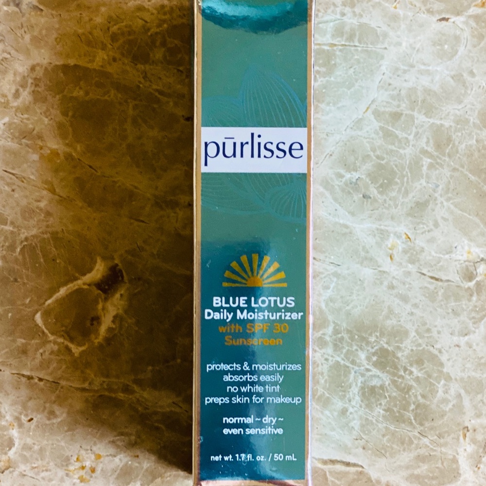 Pūrlisse Blue Lotus Daily Moisturizer
